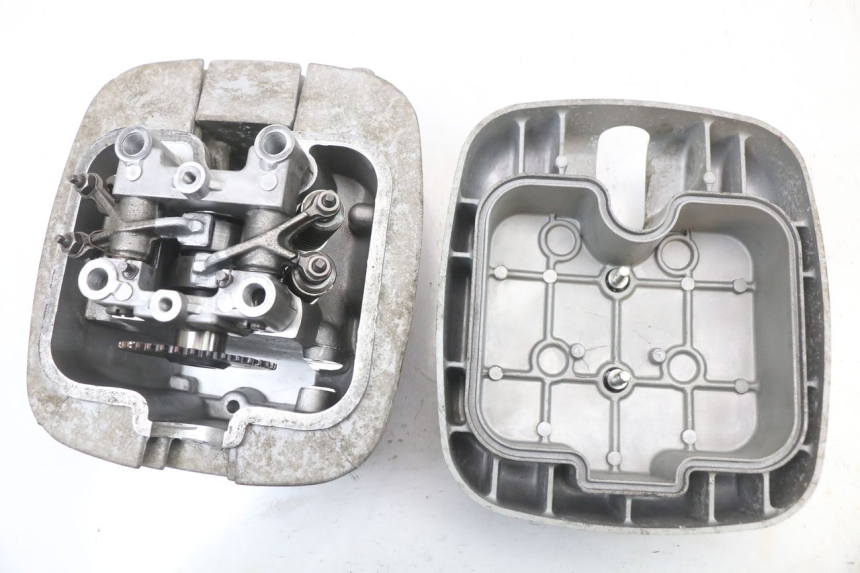 photo de Cylinder head DAELIM VL DAYSTAR 125 (2000 - 2011)