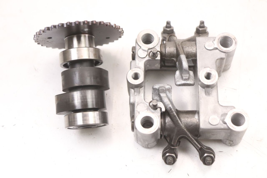 photo de Cylinder head DAELIM VL DAYSTAR 125 (2000 - 2011)