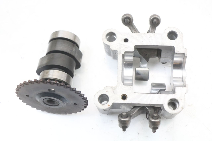 photo de Cylinder head DAELIM VL DAYSTAR 125 (2000 - 2011)