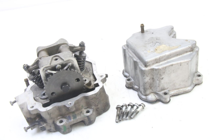 photo de CULASSE PEUGEOT ELYSEO 125 (1999 - 2004)