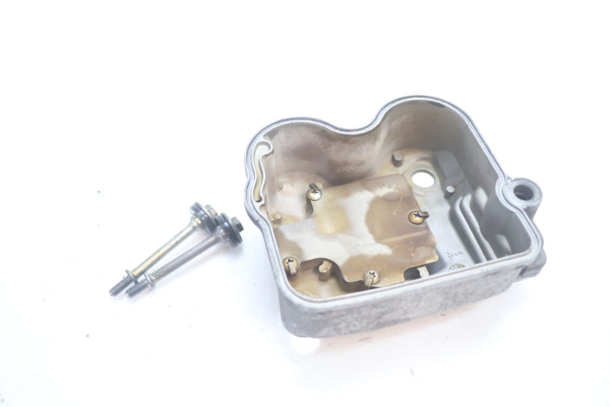 photo de Cylinder Head HONDA FES S-WING SWING ABS 125 (2007 - 2015) - Vue rapprochée