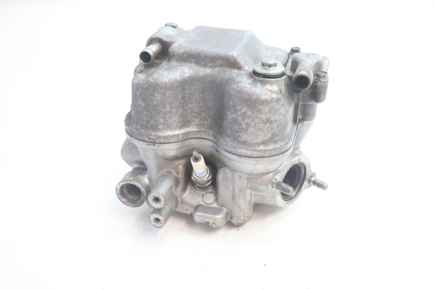 photo de Cylinder Head HONDA FES S-WING SWING ABS 125 (2007 - 2015) - Photo complémentaire