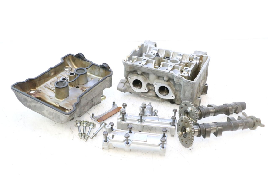 photo de CULASSE HONDA FJS SILVER WING SILVERWING 400 (2005 - 2008) - Vue principale