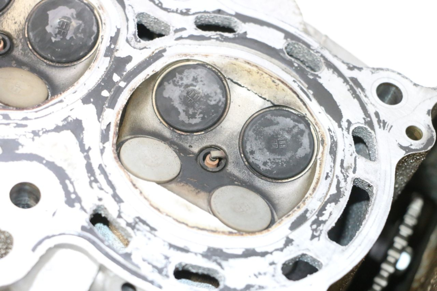 photo de CULASSE HONDA FJS SILVER WING SILVERWING 400 (2005 - 2008) - Autre angle de vue