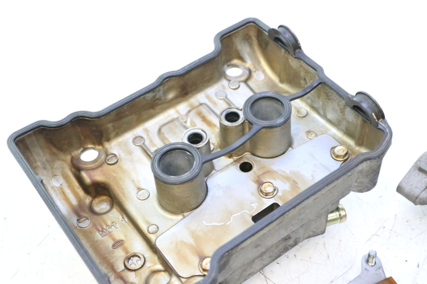 photo de CULASSE HONDA FJS SILVER WING SILVERWING 400 (2005 - 2008) - Angle alternatif