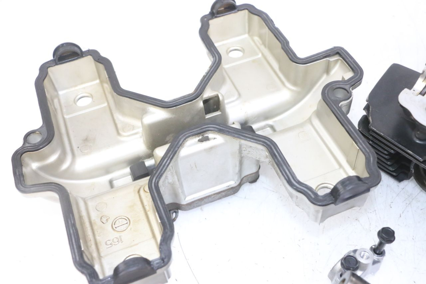 photo de CULASSE SUZUKI GS GSE 500 (2001 - 2003)