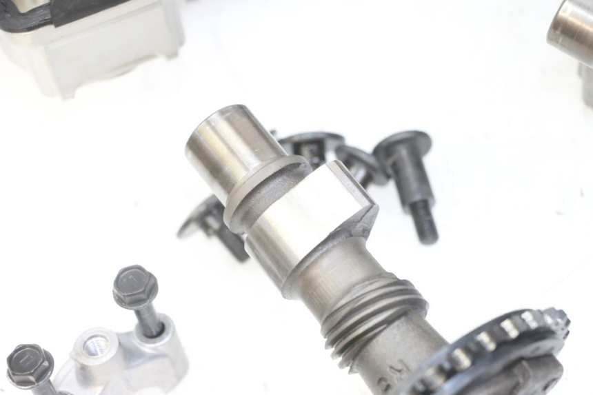 photo de CULASSE SUZUKI GS GSE 500 (2001 - 2003)