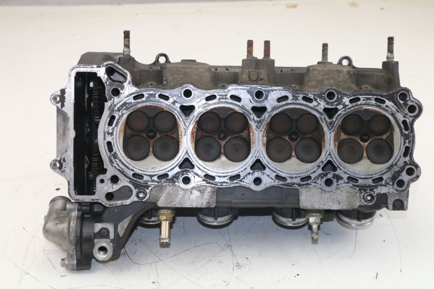 photo de CULASSE HONDA CBF N 600 (2004 - 2007)