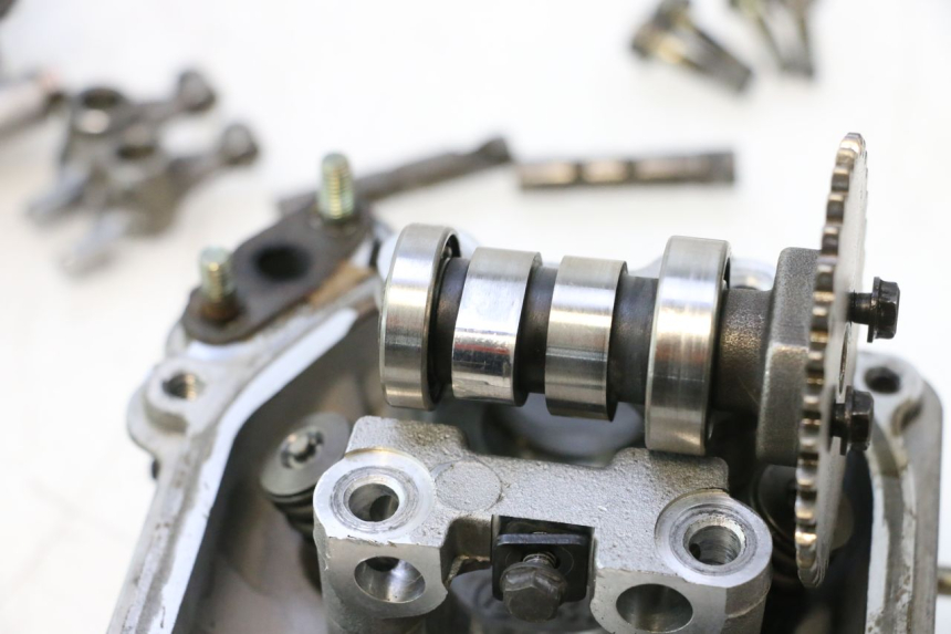 photo de CULASSE PEUGEOT KISBEE 4T 50 (2010 - 2017) - Vue produit
