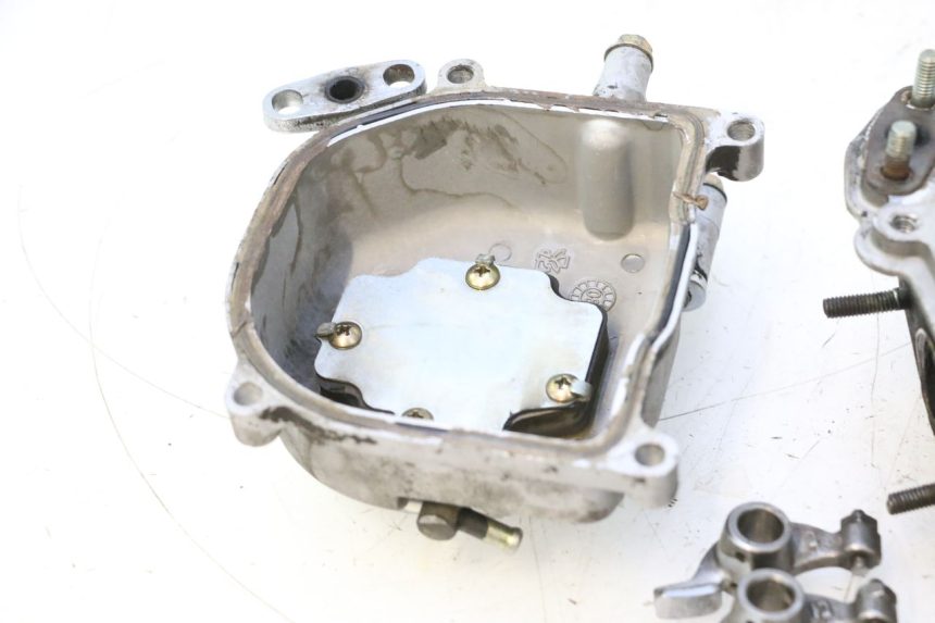 photo de CULASSE PEUGEOT KISBEE 4T 50 (2010 - 2017) - Angle alternatif