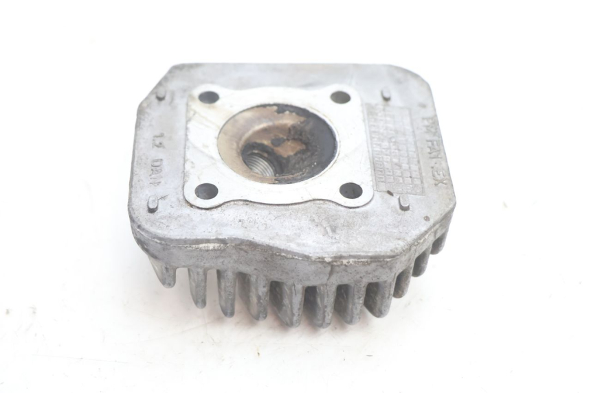 photo de CULASSE PEUGEOT LUDIX ONE 50 (2004 - 2006) - Autre angle de vue