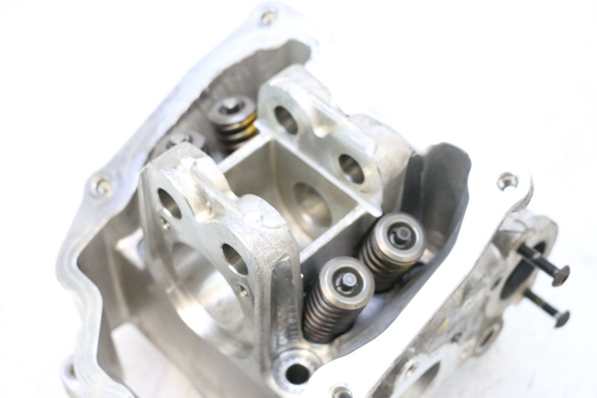 photo de CULASSE PIAGGIO MP3 125 (2006 - 2014) - Zoom composants