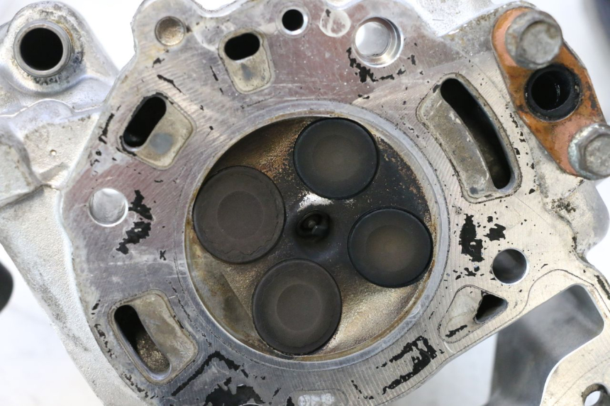 photo de CULASSE PIAGGIO MP3 125 (2006 - 2014) - Autre angle de vue
