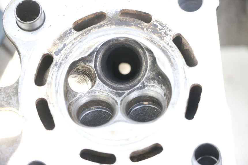 photo de CULASSE YAMAHA NEOS NEO'S 4T 50 (2008 - 2016) - Points de fixation