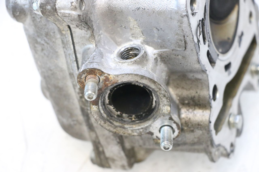 photo de CULASSE HONDA PCX (JF57/JF64) 125 (2014 - 2018) - Gros plan technique