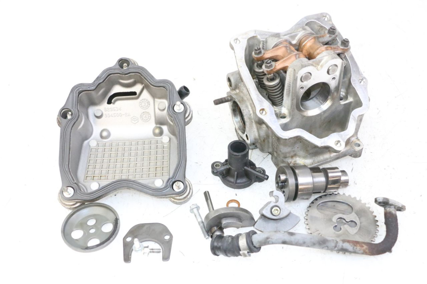 photo de CULASSE PIAGGIO VESPA GRANTURISMO 200 (2004 - 2005)