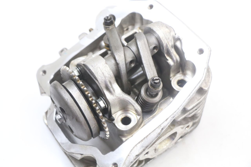 photo de Cylinder head PIAGGIO VESPA LX 125 (2005 - 2010)