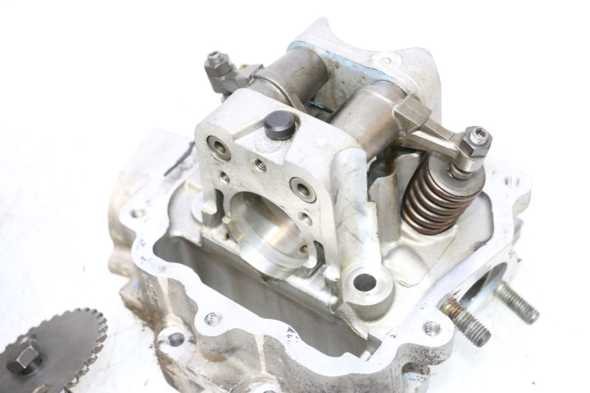 photo de CULASSE PEUGEOT SATELIS COMPRESSOR K15 125 (2006 - 2009) - Zoom état d’usage