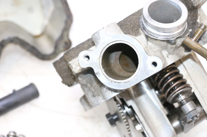 photo de CULASSE PEUGEOT SATELIS COMPRESSOR K15 125 (2006 - 2009) - Marquages et références