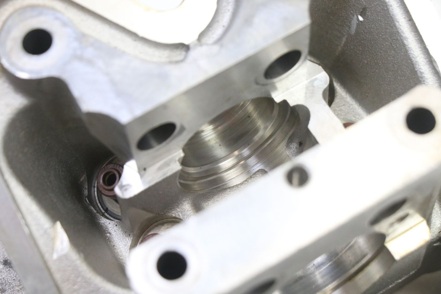 photo de CULASSE PEUGEOT SATELIS 125 (2013 - 2018)
