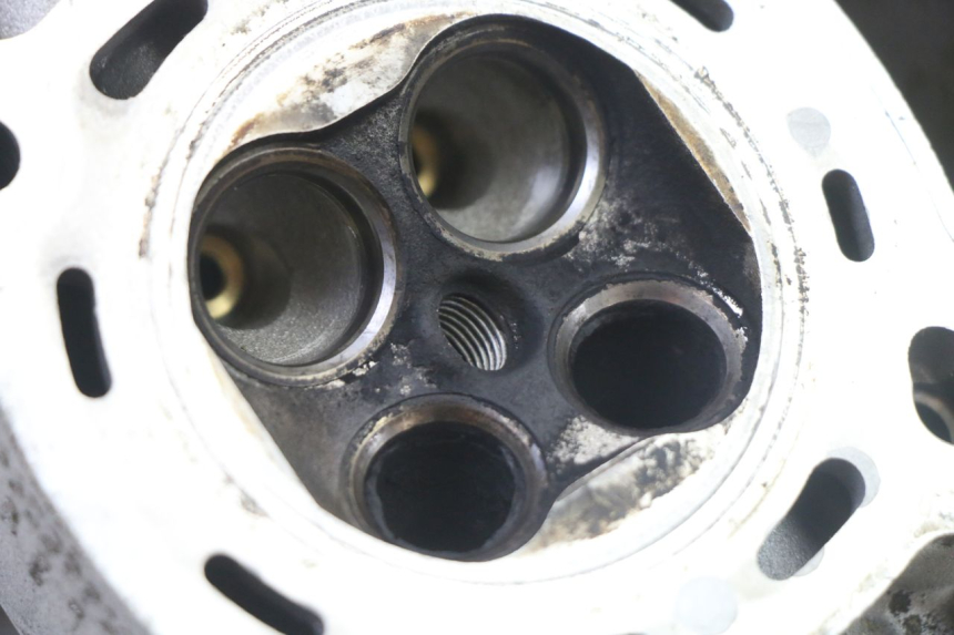 photo de CULASSE PEUGEOT SATELIS 125 (2013 - 2018)