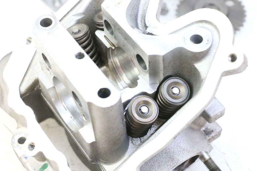 photo de CULASSE PEUGEOT SATELIS 125 (2013 - 2018)