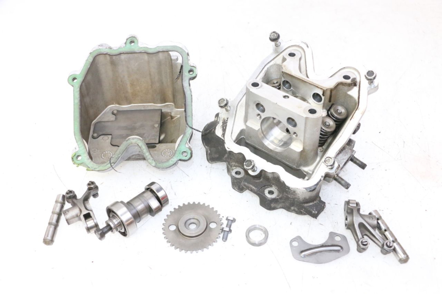 photo de CULASSE PEUGEOT SATELIS 125 (2013 - 2018)