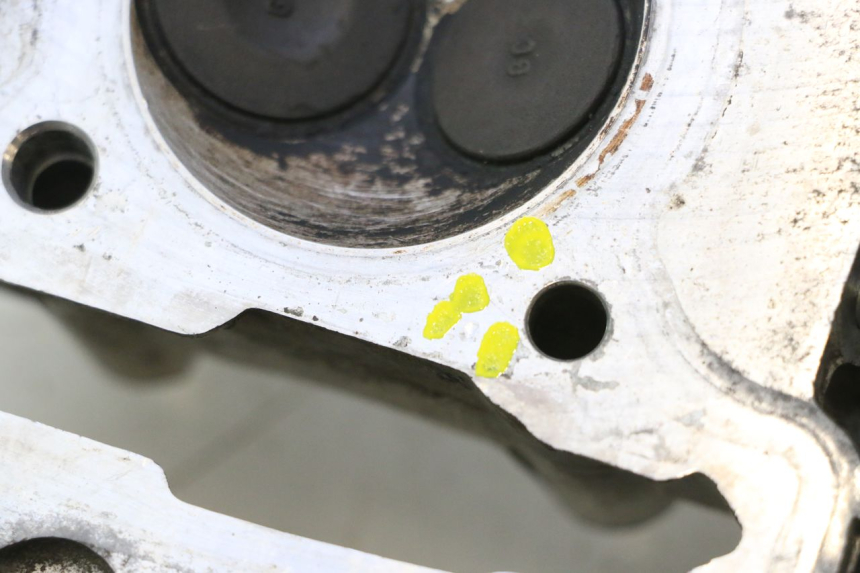 photo de CULASSE HONDA SCV LEAD 100 (2003 - 2007) - Zoom qualité