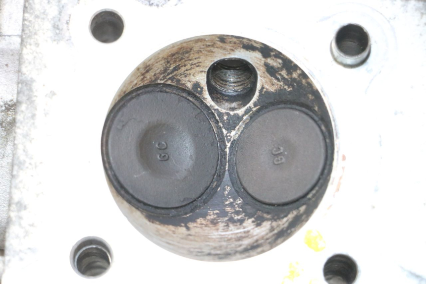 photo de CULASSE HONDA SCV LEAD 100 (2003 - 2007) - Détail de la pièce