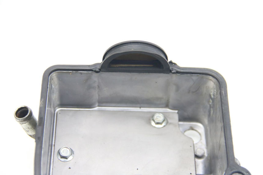 photo de CULASSE SUZUKI SIXTEEN 125 (2008 - 2010) - Détail de la pièce