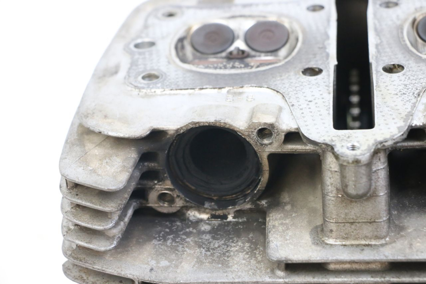 photo de CULASSE SUZUKI GSX E 250 (1982 - 1983)