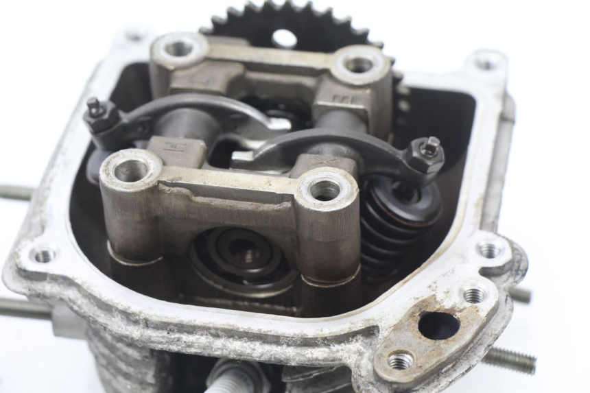 photo de CULASSE BAOTIAN TRAVEL SPIRIT 50 (2010 - 2012) - Points de fixation