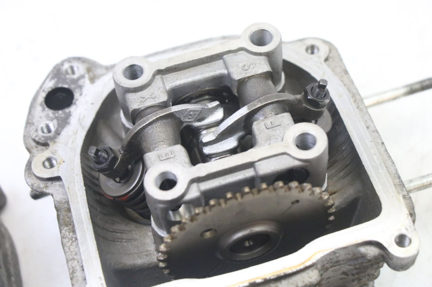 photo de CULASSE PEUGEOT V-CLIC VCLIC 50 (2007 - 2013)