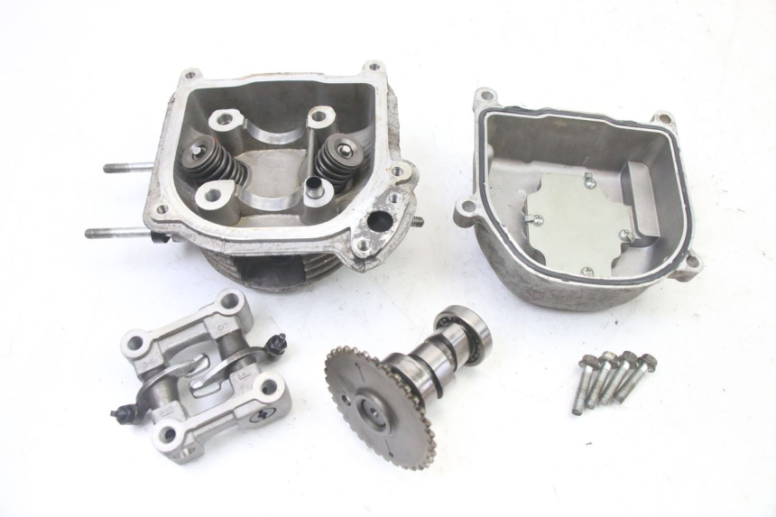 photo de CULASSE PEUGEOT V-CLIC VCLIC 50 (2007 - 2013)