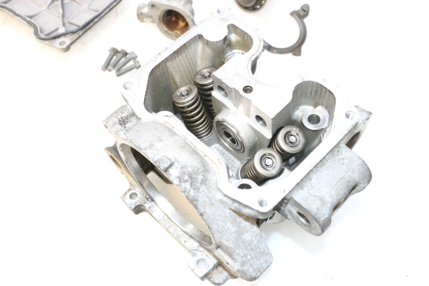 photo de CULASSE YAMAHA XMAX X-MAX 125 (2006 - 2009) - Vue d’ensemble