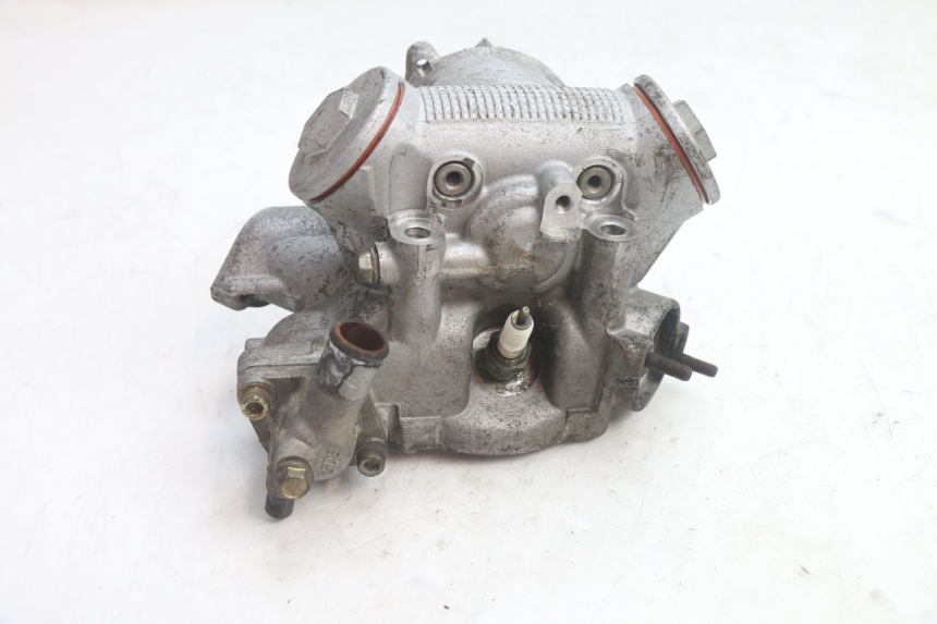 photo de CULASSE YAMAHA YP MAJESTY 125 (1998 - 2001) - Détail de la pièce