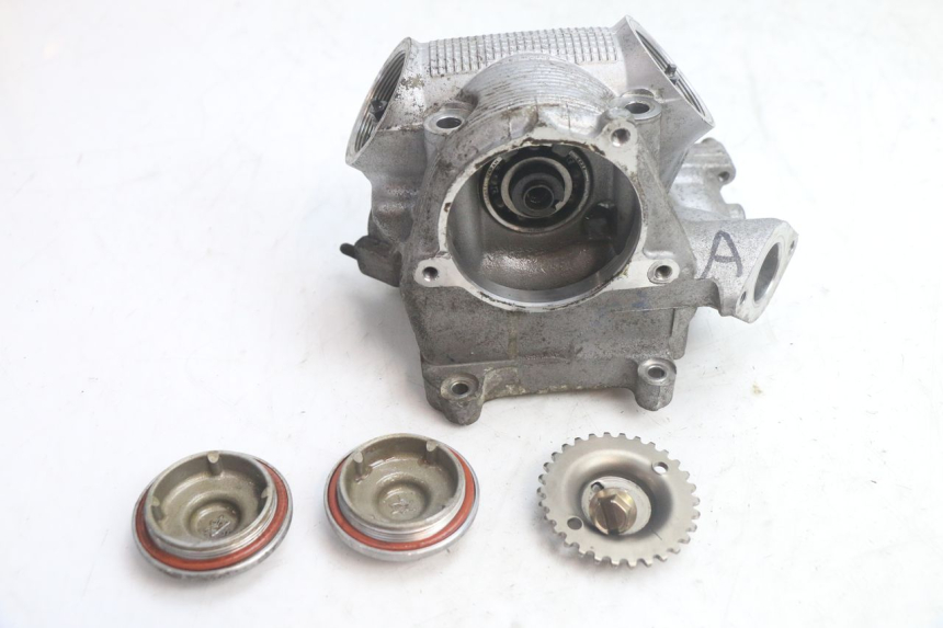 photo de CULASSE YAMAHA YP MAJESTY 125 (1998 - 2001) - Vue d’ensemble
