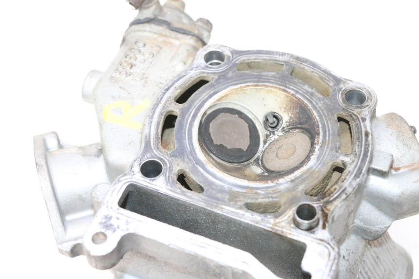 photo de CULASSE YAMAHA YP MAJESTY 125 (1998 - 2001) - Détail de la pièce