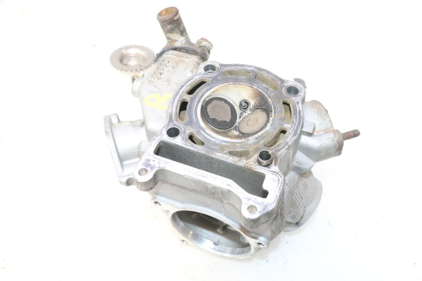 photo de CULASSE YAMAHA YP MAJESTY 125 (1998 - 2001) - Vue rapprochée