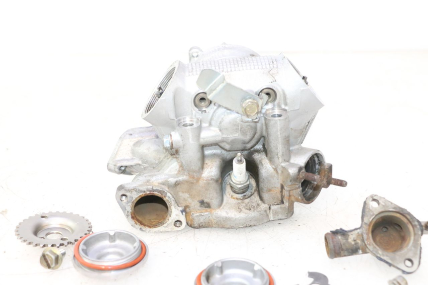 photo de CULASSE YAMAHA YP MAJESTY 125 (1998 - 2001) - Photo complémentaire
