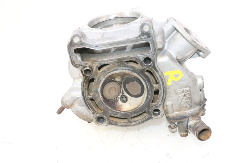 photo de CULASSE YAMAHA YP MAJESTY 125 (1998 - 2001) - Zoom état d’usage