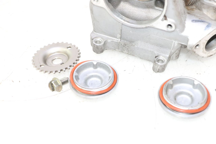 photo de CULASSE YAMAHA YP MAJESTY 125 (1998 - 2001) - Vue principale