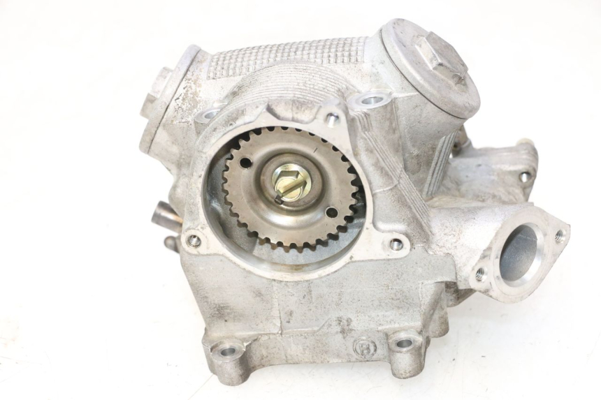 photo de CULASSE YAMAHA YP MAJESTY 125 (2007 - 2010) - Gros plan technique