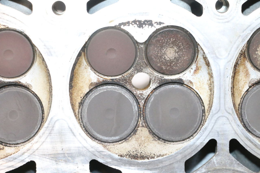 photo de CULASSE KAWASAKI ZX-6R ZX6R 600 (2000 - 2002) - Focus structure