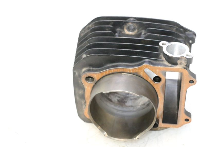 photo de CYLINDRE SUZUKI DR S 600 (1985 - 1989) - Zoom état d’usage