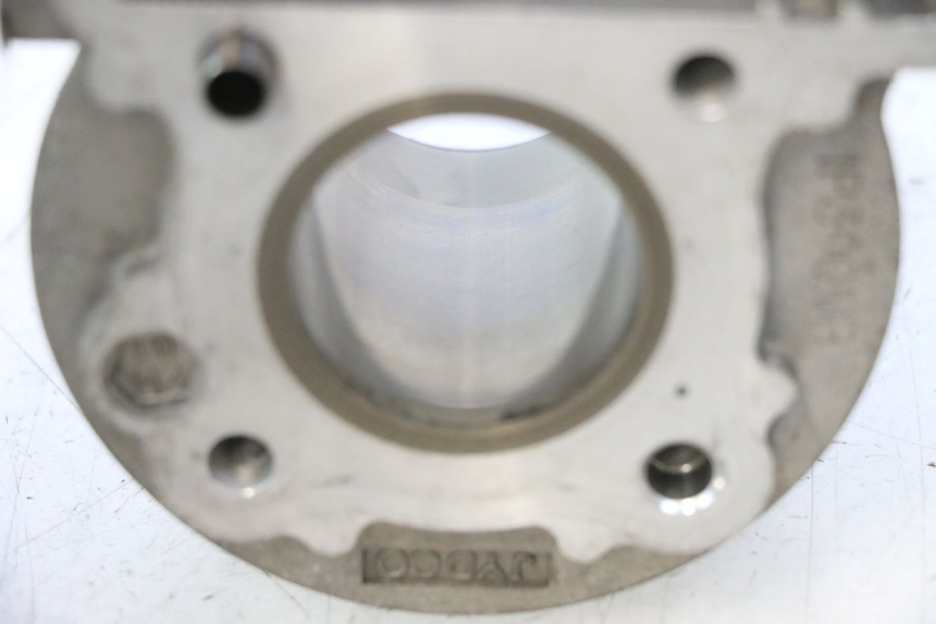 photo de CYLINDRE JM MOTORS EVOLIS 4T 50 (2018 - 2022) - Gros plan technique