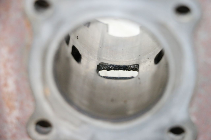 photo de CYLINDRE PEUGEOT KISBEE 2T 50 (2010 - 2017)