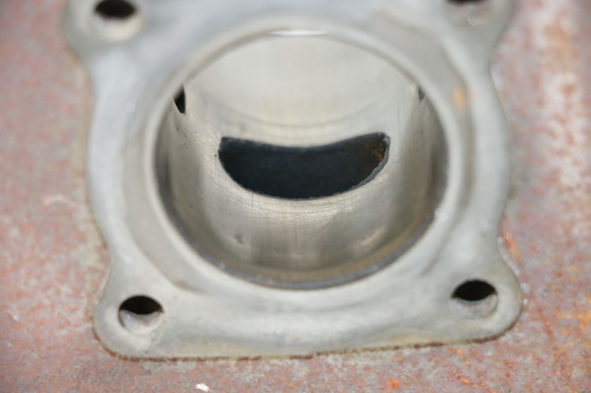 photo de CYLINDRE PEUGEOT KISBEE 2T 50 (2010 - 2017)