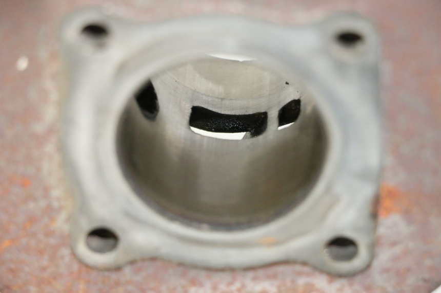 photo de CYLINDRE PEUGEOT KISBEE 2T 50 (2010 - 2017)