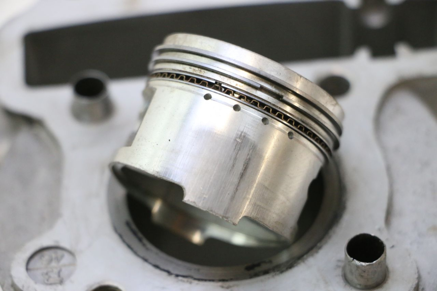 photo de CYLINDRE PISTON KYMCO AGILITY 4T 50 (2005 - 2018) - Zoom composants